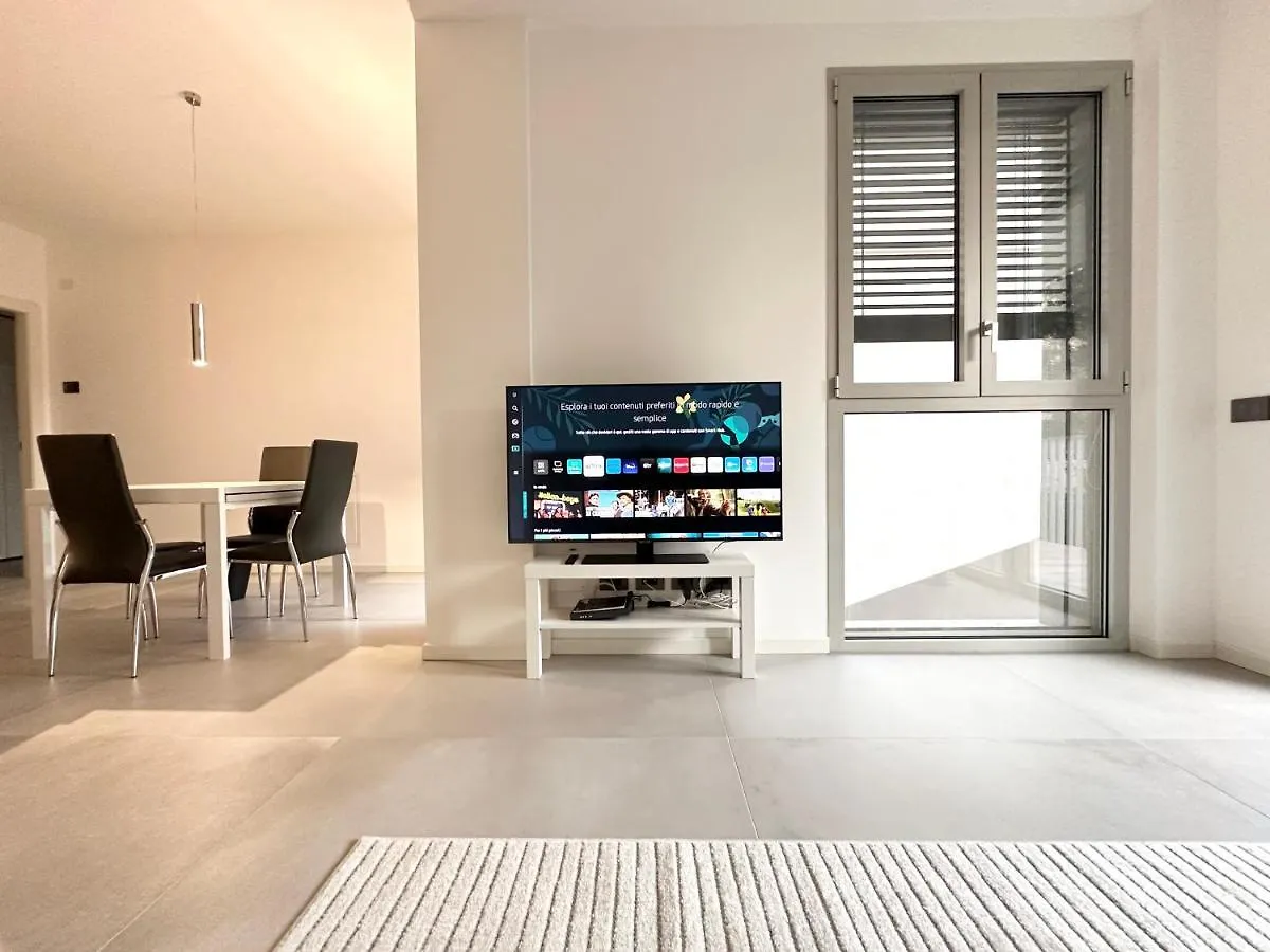 Valtellina Suites Milan 0*,  Italy