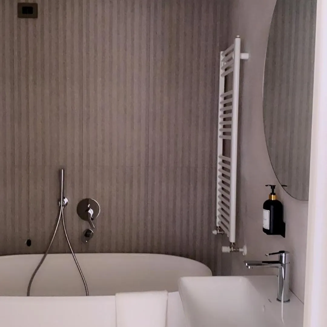 Valtellina Suites Milan 0*,